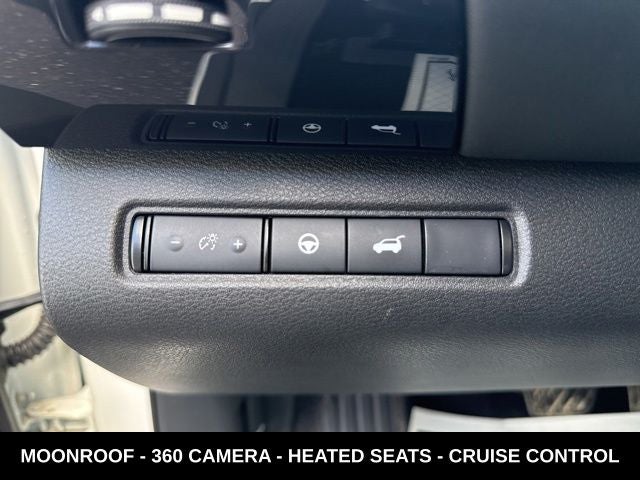 2024 Nissan Pathfinder SV 4WD