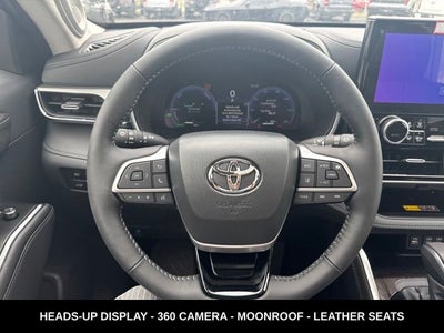 2026 Toyota Highlander Hybrid Platinum