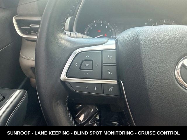 2021 Toyota Highlander XLE 4WD