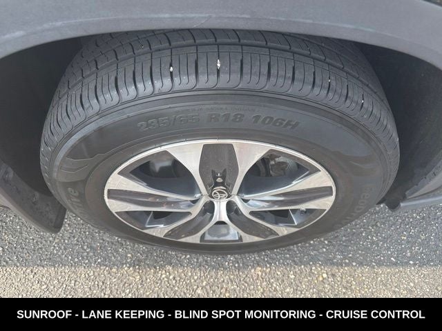 2021 Toyota Highlander XLE 4WD