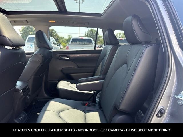 2026 Toyota Highlander Platinum AWD