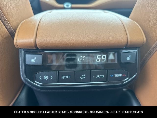 2023 Toyota Highlander Platinum PANORAMIC ROOF