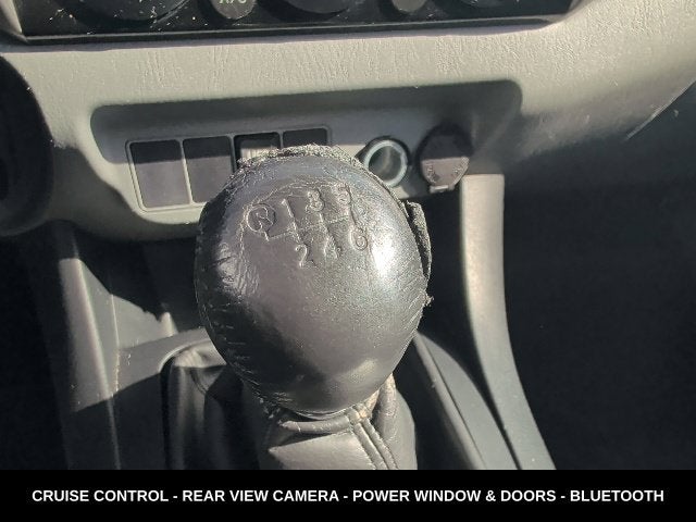 2014 Toyota Tacoma Base V6 6 SPEED MANUAL