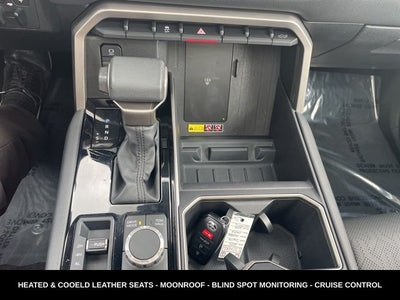 2025 Toyota Tundra Limited PANORAMIC ROOF