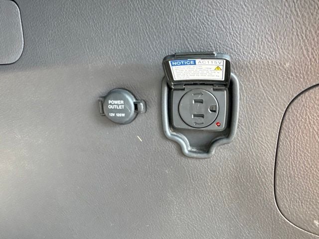 2011 Hyundai Santa Fe Limited LOCAL TRADE