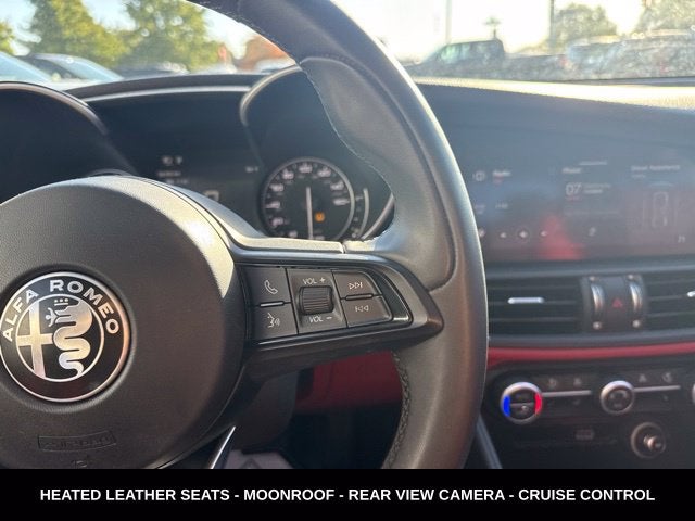 2021 Alfa Romeo Giulia Sprint AWD LOCAL TRADE
