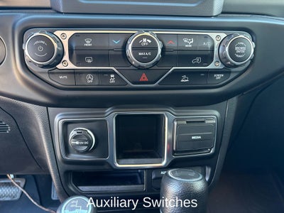 2023 Jeep Wrangler Willys Trailer Tow & Aux Switch Group