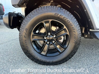 2022 Jeep Wrangler Unlimited Sahara Altitude Navigation System