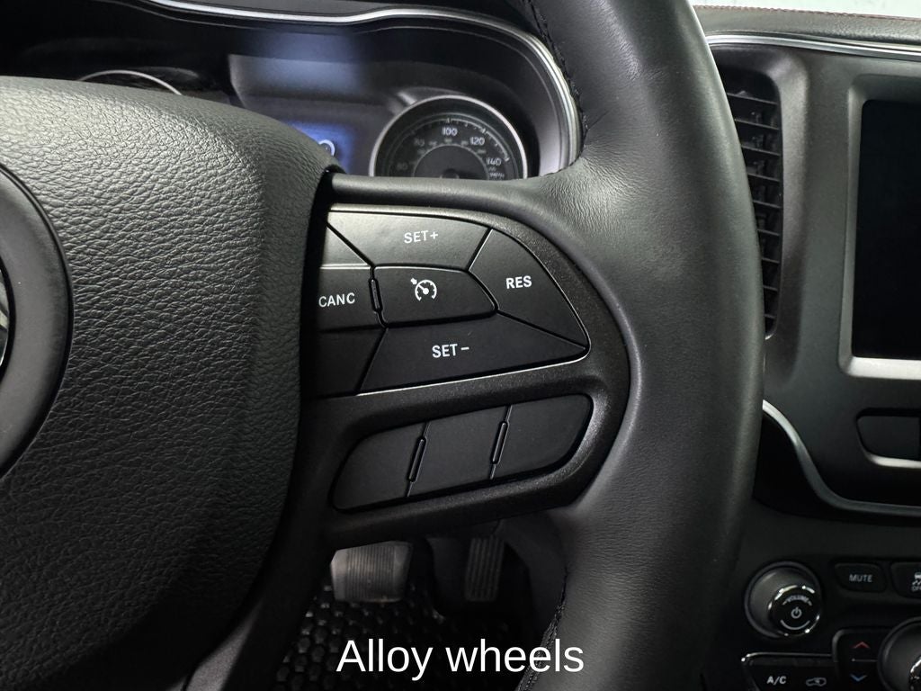 2019 Jeep Cherokee Trailhawk Power Sunroof