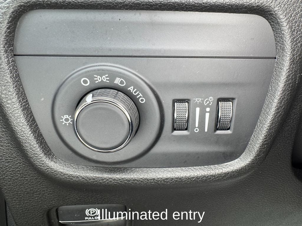 2023 Jeep Grand Cherokee Altitude Appearance Package