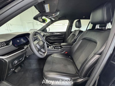2023 Jeep Grand Cherokee Altitude Appearance Package