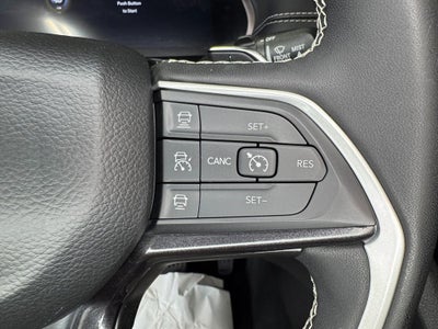 2023 Jeep Grand Cherokee Altitude Appearance Package