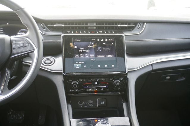 2023 Jeep Grand Cherokee Altitude X Power Sunroof & Back-Up Camera