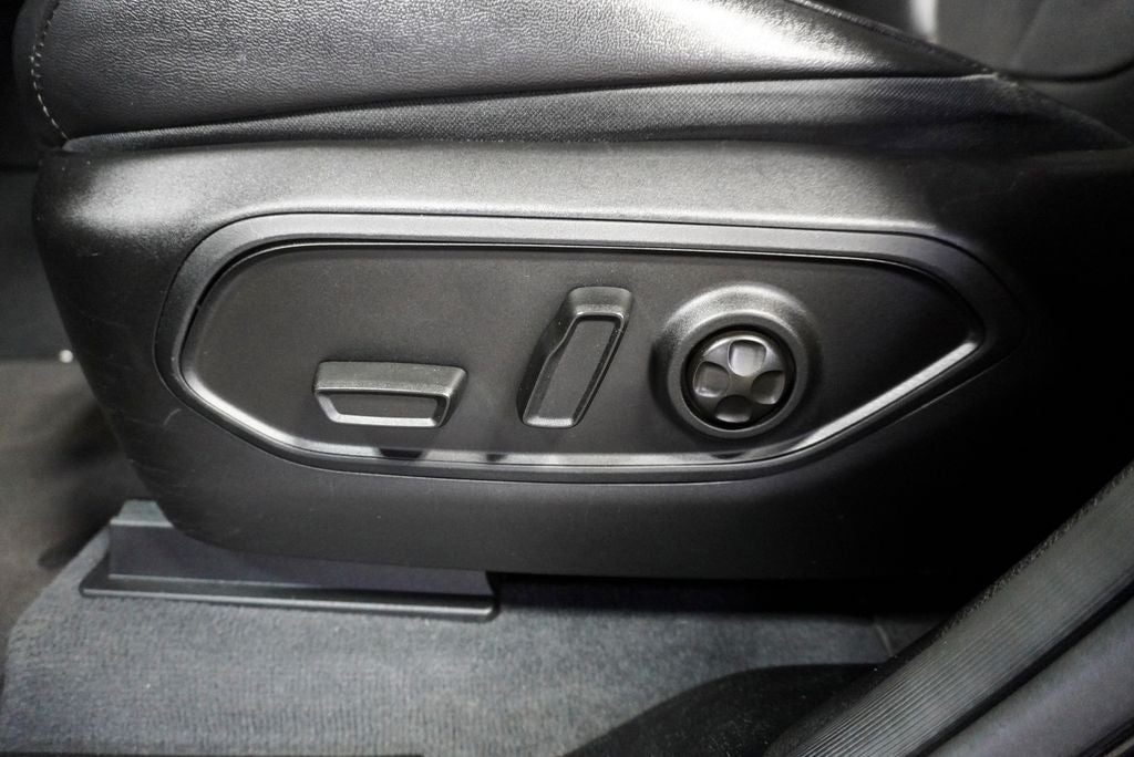 2023 Jeep Grand Cherokee Altitude X Navigation & Power Sunroof