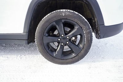 2023 Jeep Grand Cherokee Altitude X Power Sunroof & ParkView Rear Back-Up Camera