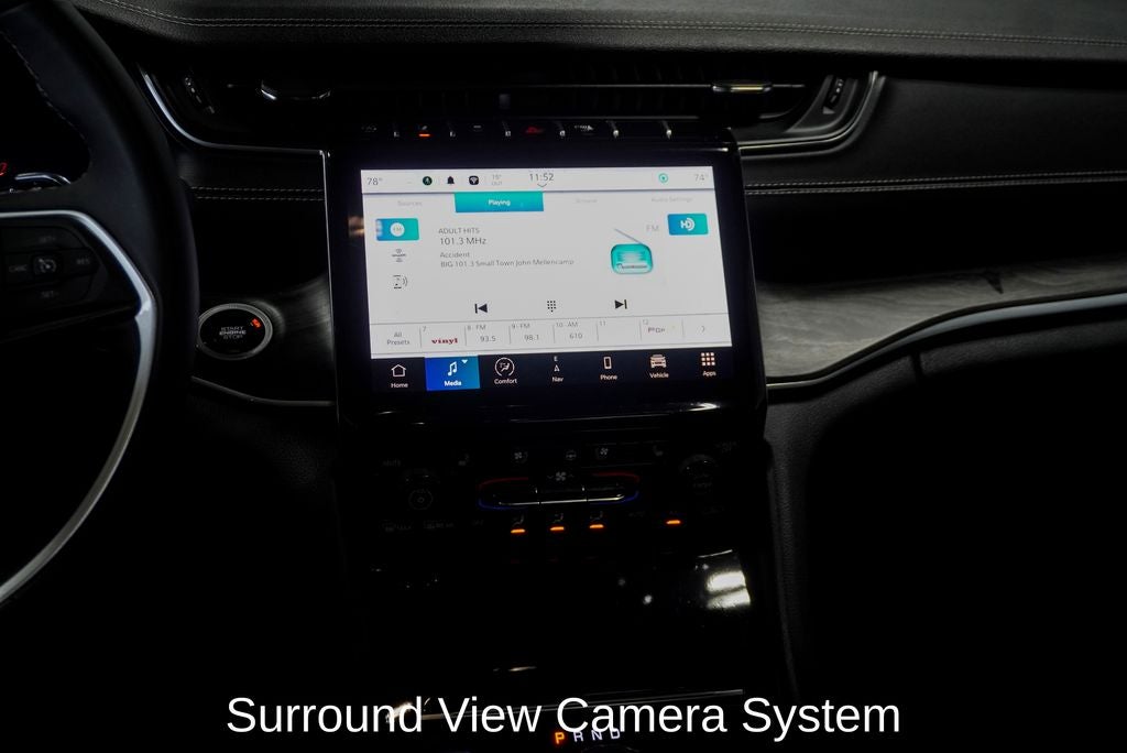 2024 Jeep Grand Cherokee Limited Dual-Pane Panoramic Sunroof & Navigation System