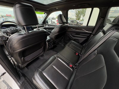 2024 Jeep Grand Cherokee Limited Black Appearance Package