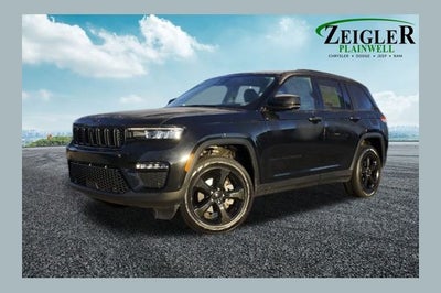 2023 Jeep Grand Cherokee Limited Blackout Package with Navigation