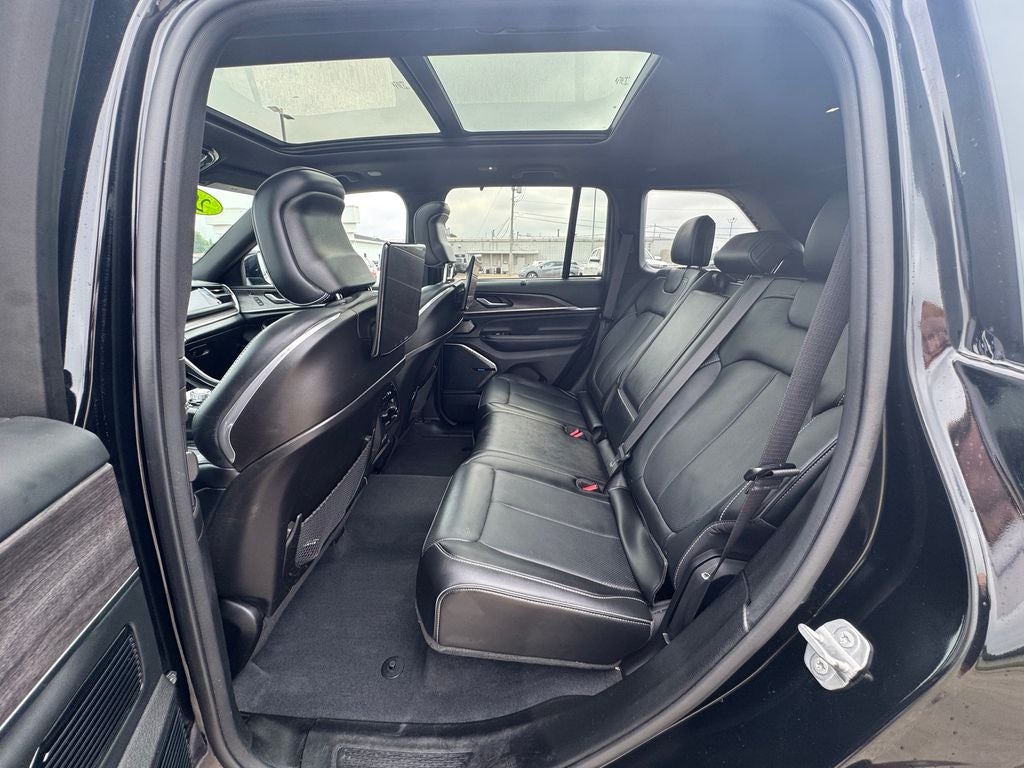 2023 Jeep Grand Cherokee Overland Power moonroof