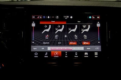 2025 Dodge Durango R/T Plus Navigation System & Power Moonroof