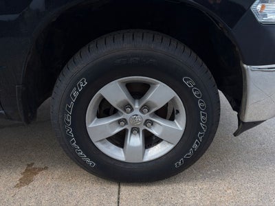 2017 RAM 1500 Tradesman Integrated Voice Command w/Bluetooth