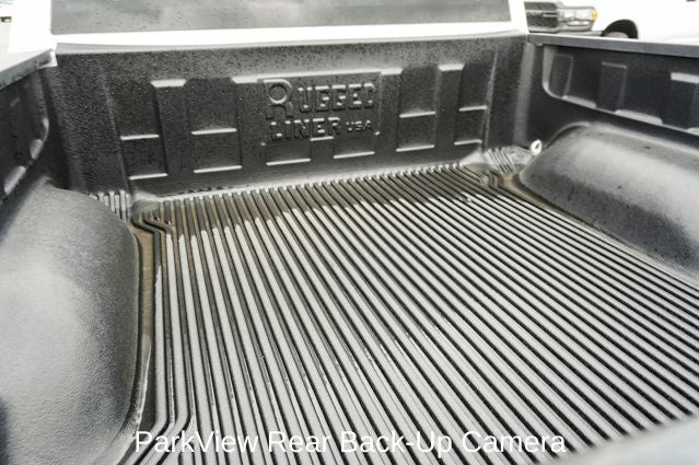 2022 RAM 1500 Classic SLT Apple CarPlay & ParkView Rear Back-Up Camera