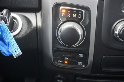 2023 RAM 1500 Classic SLT Apple CarPlay & ParkView Rear Back-Up Camera