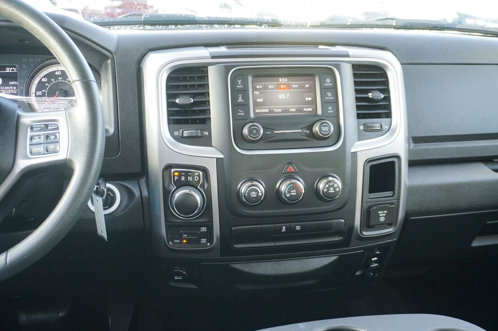 2023 RAM 1500 Classic SLT Integrated Voice Command w/Bluetooth & ParkView Re