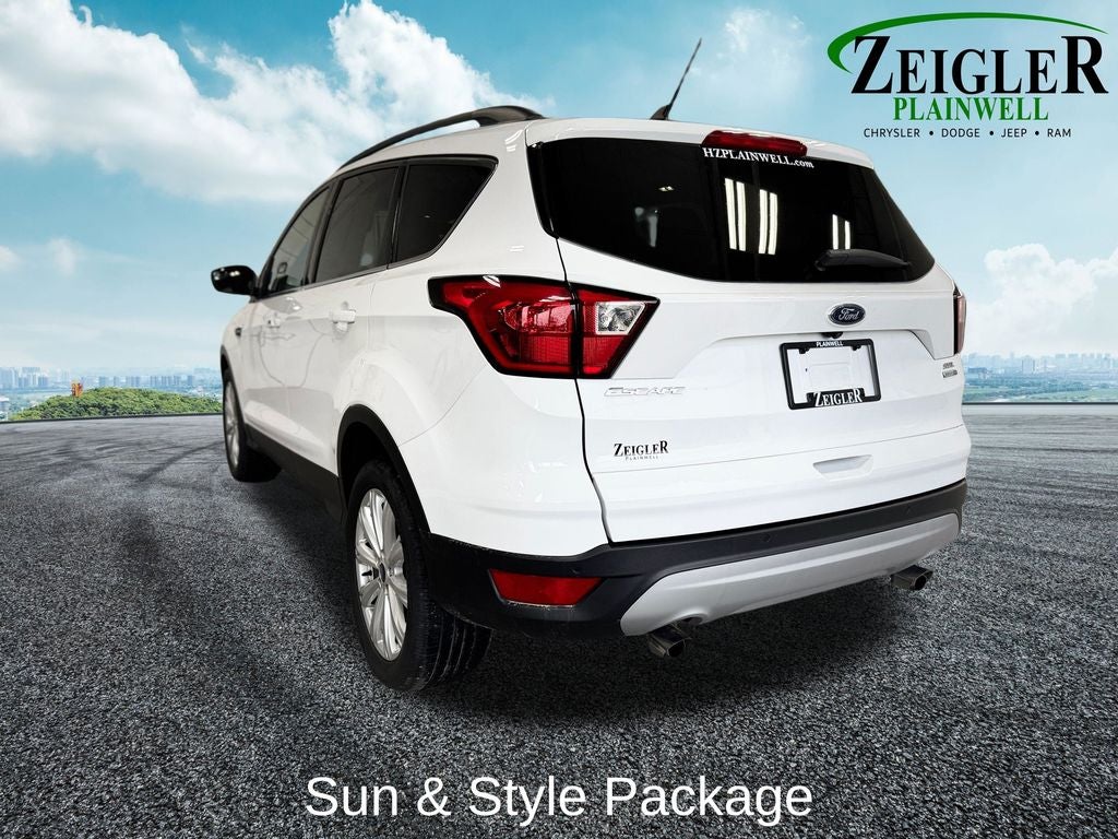 2019 Ford Escape SEL Moonroof