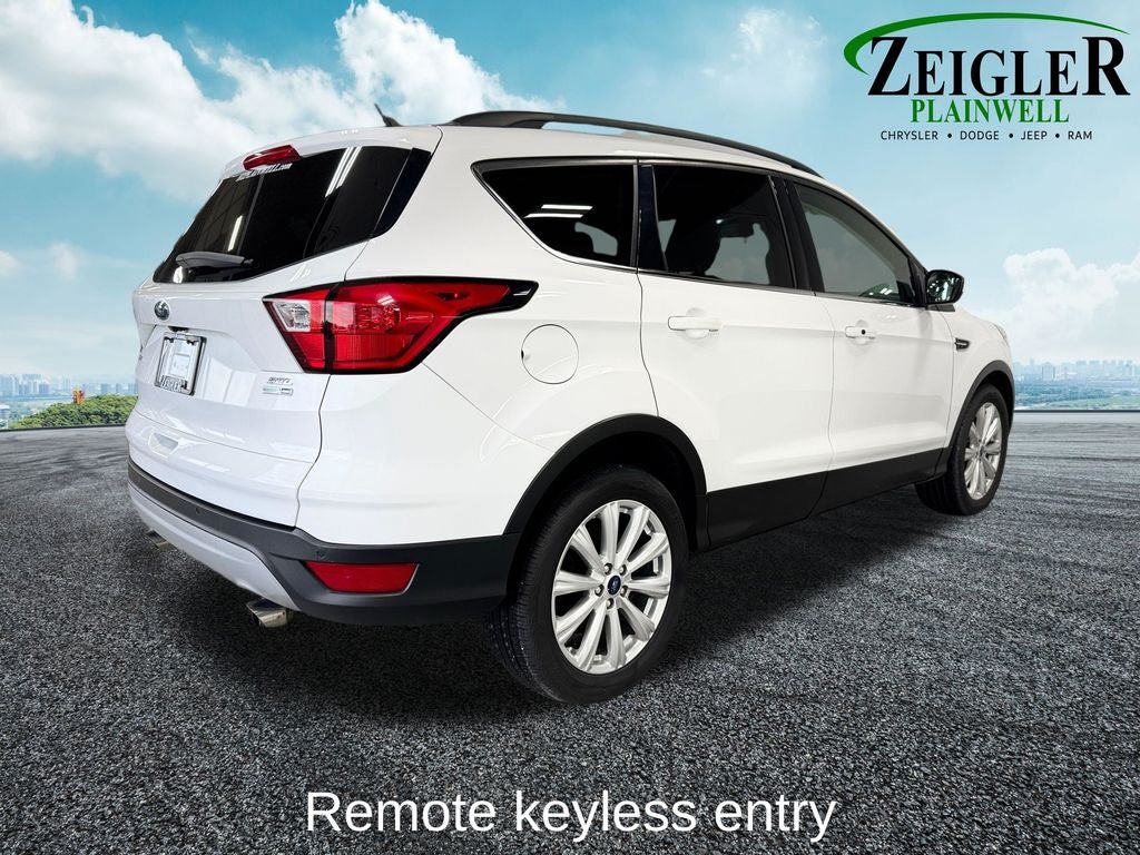 2019 Ford Escape SEL Moonroof