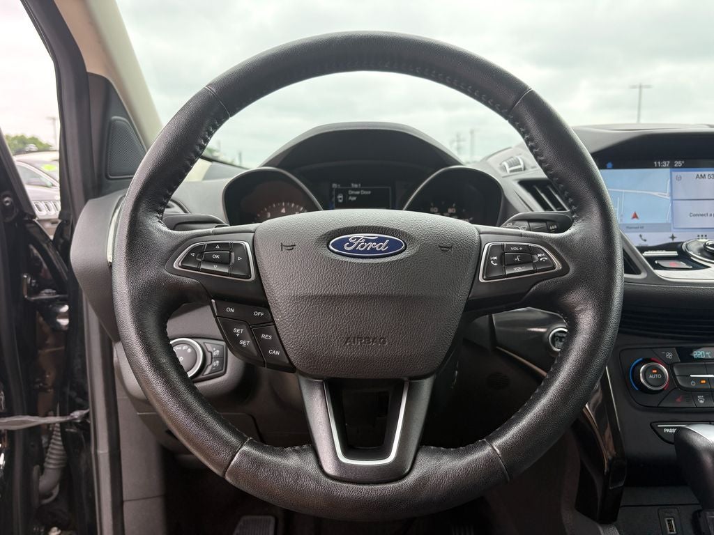 2017 Ford Escape Titanium Panoramic Vista Roof