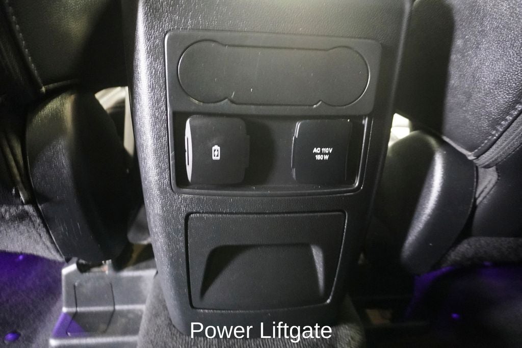 2022 Ford Explorer Limited Twin Panel Moonroof & Navigation System