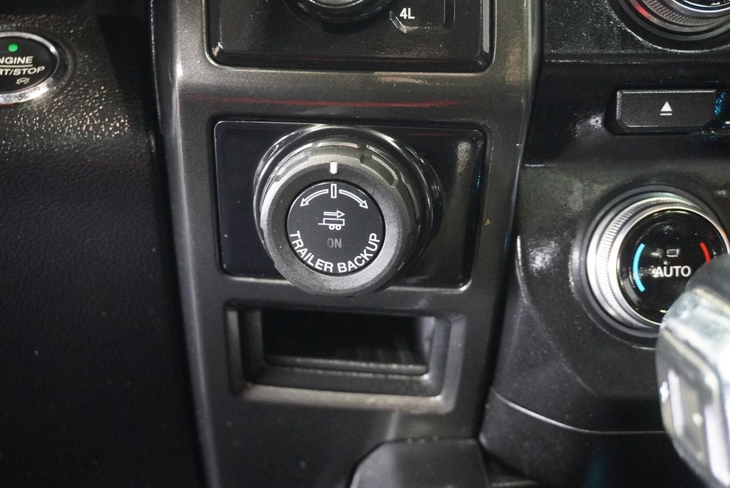 2017 Ford F-150 Lariat Twin Panel Moonroof & Navigation System