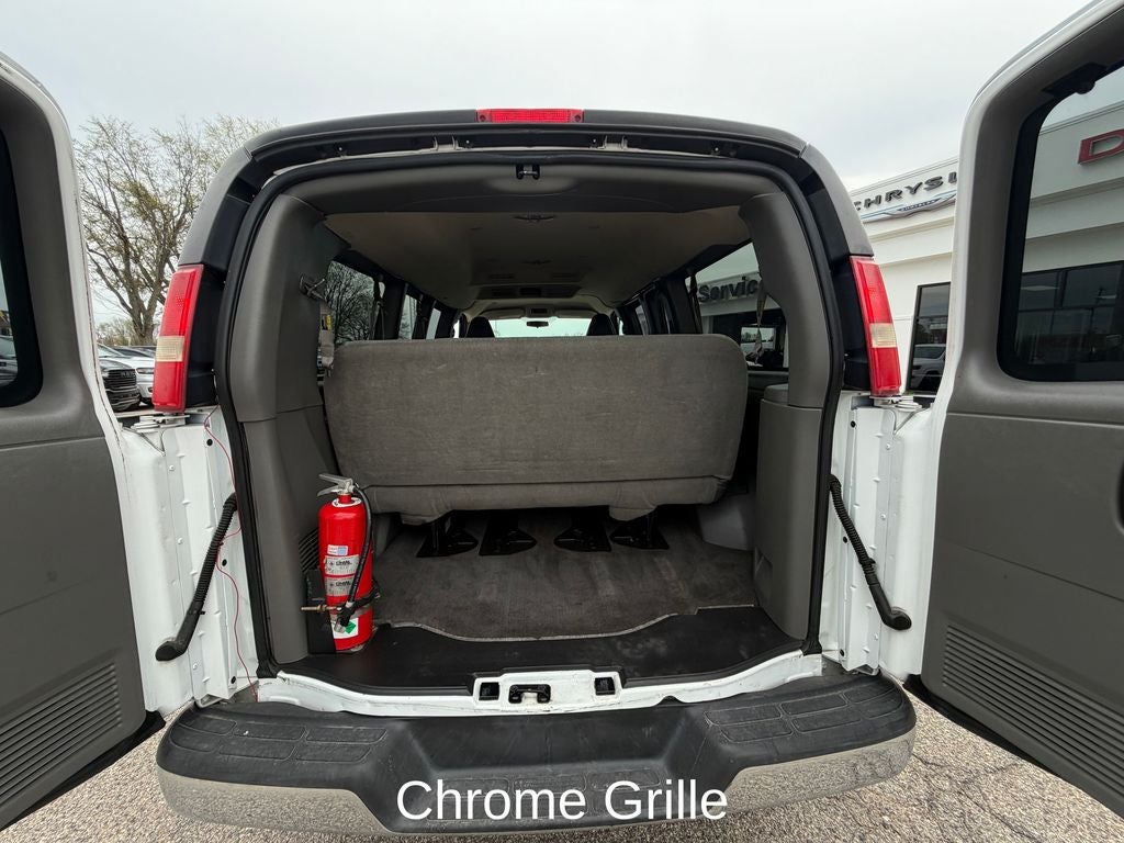 2016 Chevrolet Express 2500 LT Passenger