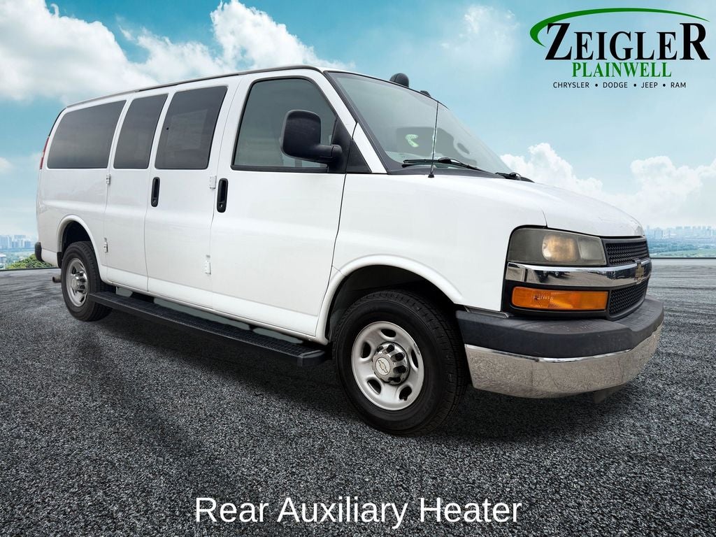 2016 Chevrolet Express 2500 LT Passenger