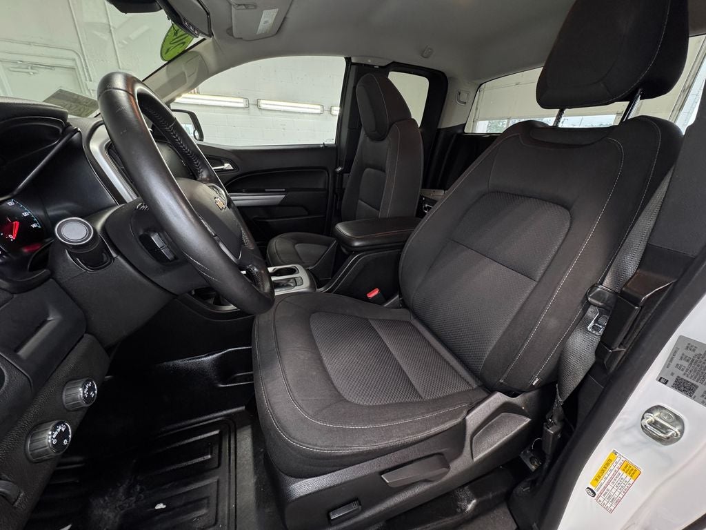 2022 Chevrolet Colorado LT Alloy wheels