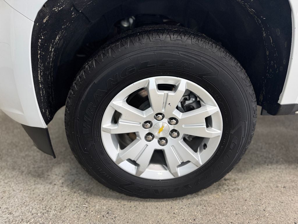 2022 Chevrolet Colorado LT Alloy wheels