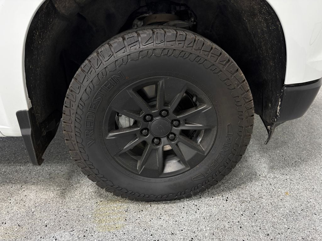 2025 Chevrolet Silverado 1500 LT LT1