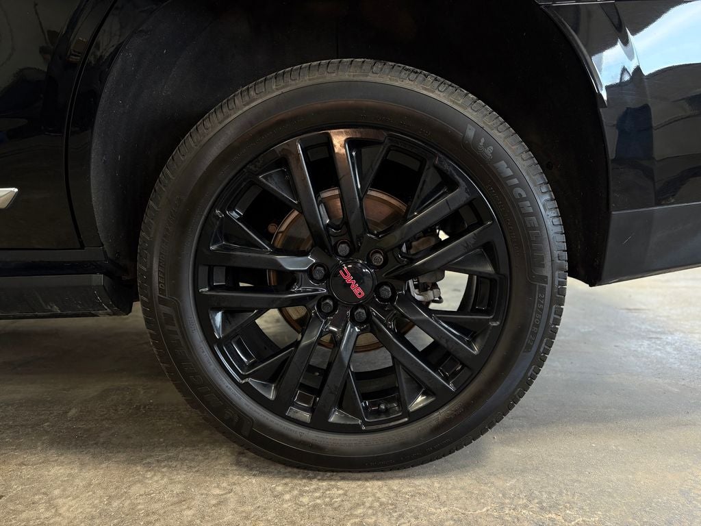 2023 GMC Yukon Denali Dual DVD's