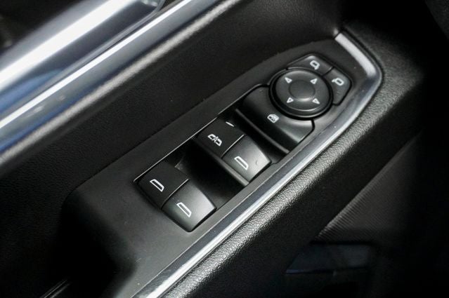 2023 GMC Sierra 1500 SLE Navigation System & HD Rear Vision Camera