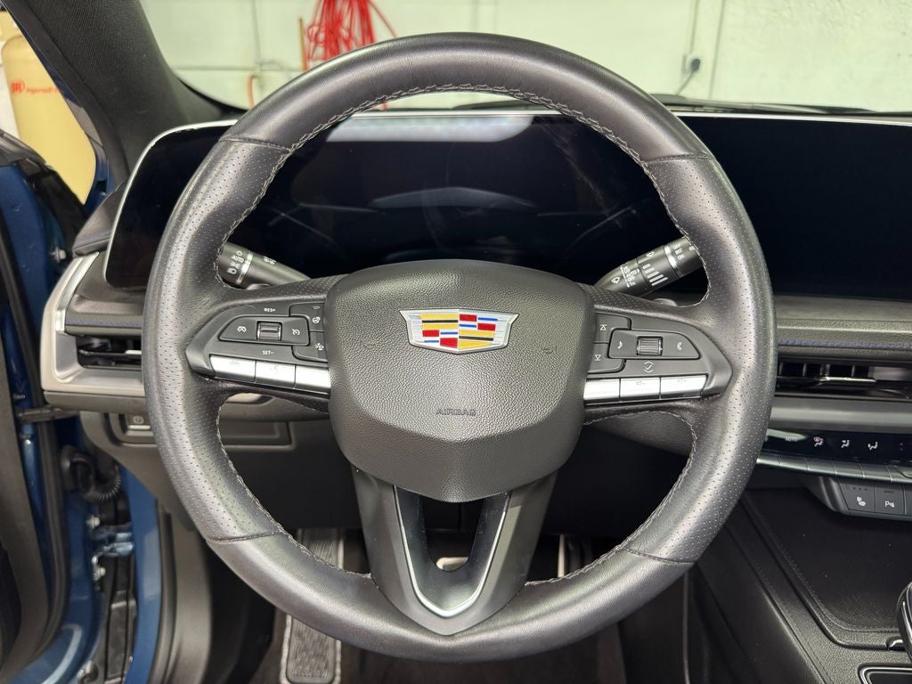 2024 Cadillac XT4 Sport Navigation system