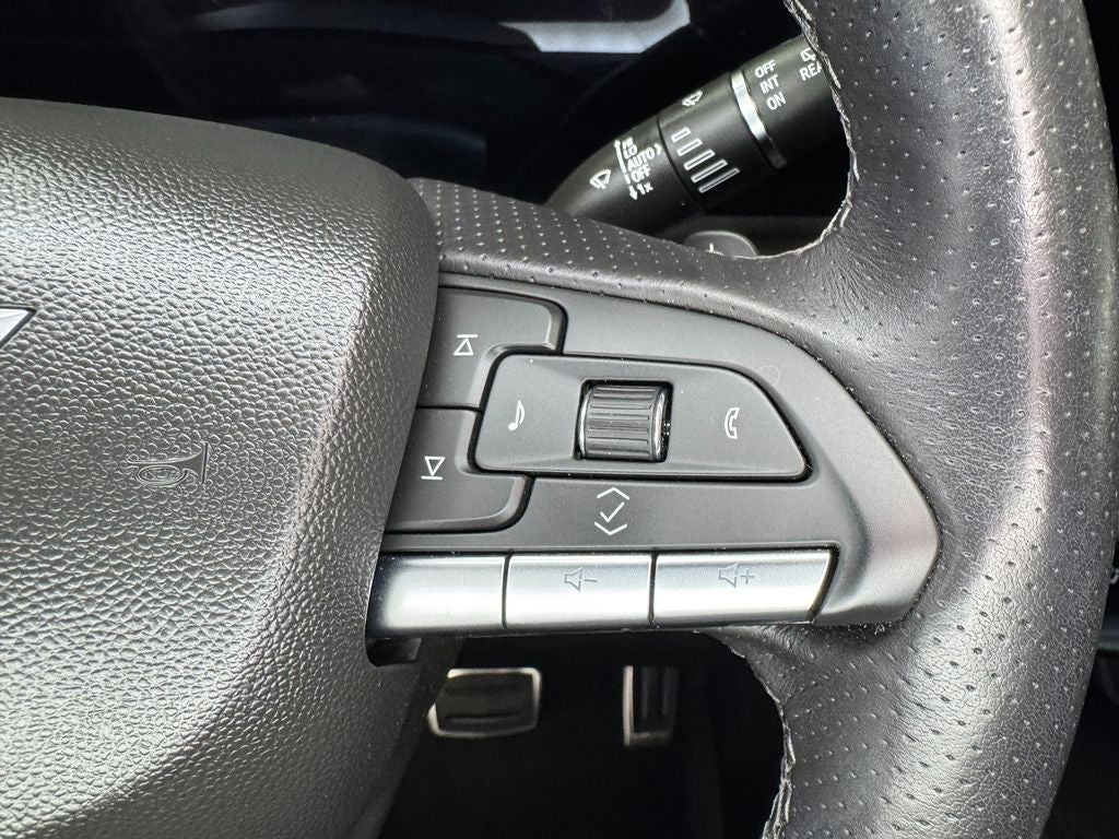 2024 Cadillac XT4 Sport Navigation system