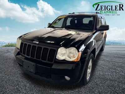 2009 Jeep Grand Cherokee Laredo Alloy wheels