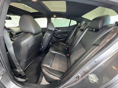 2021 Nissan Maxima SR Power moonroof