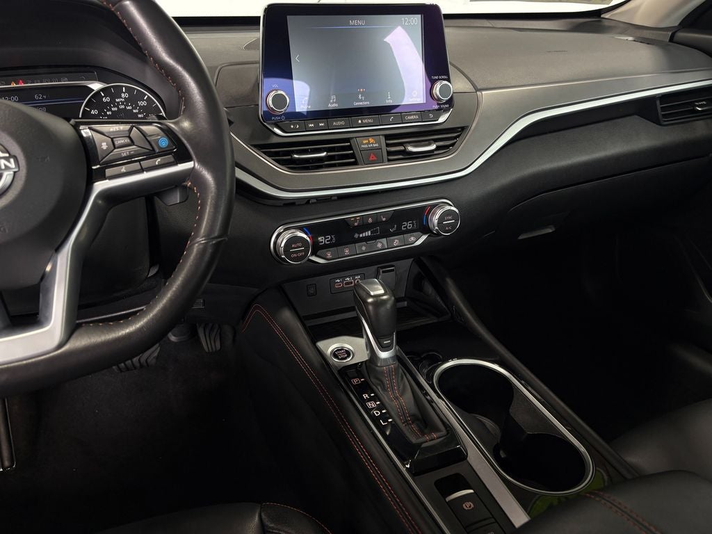 2025 Nissan Altima 2.5 SR Single Panel Moonroof