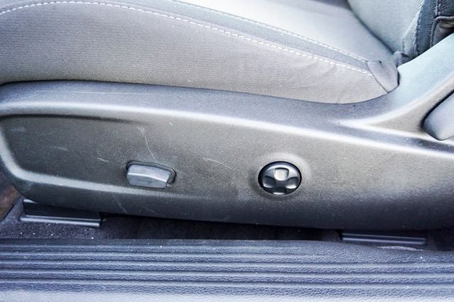 2016 Dodge Challenger SXT Integrated Voice Command w/Bluetooth