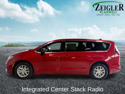 2025 Chrysler Pacifica Select Radio: Uconnect 5 with 10.1" Display
