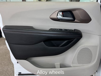 2017 Chrysler Pacifica Touring L