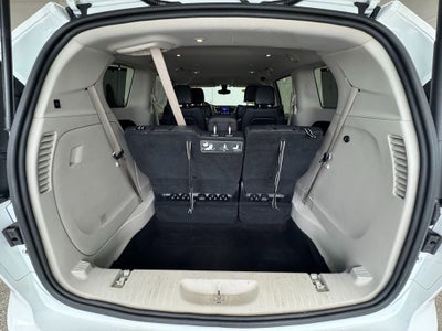 2017 Chrysler Pacifica Touring L 3rd row seat
