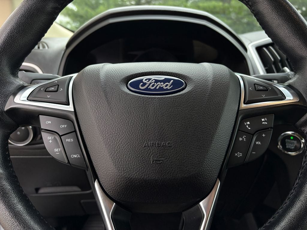 2023 Ford Edge SEL Alloy wheels